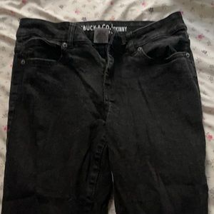 Black skinny jeans